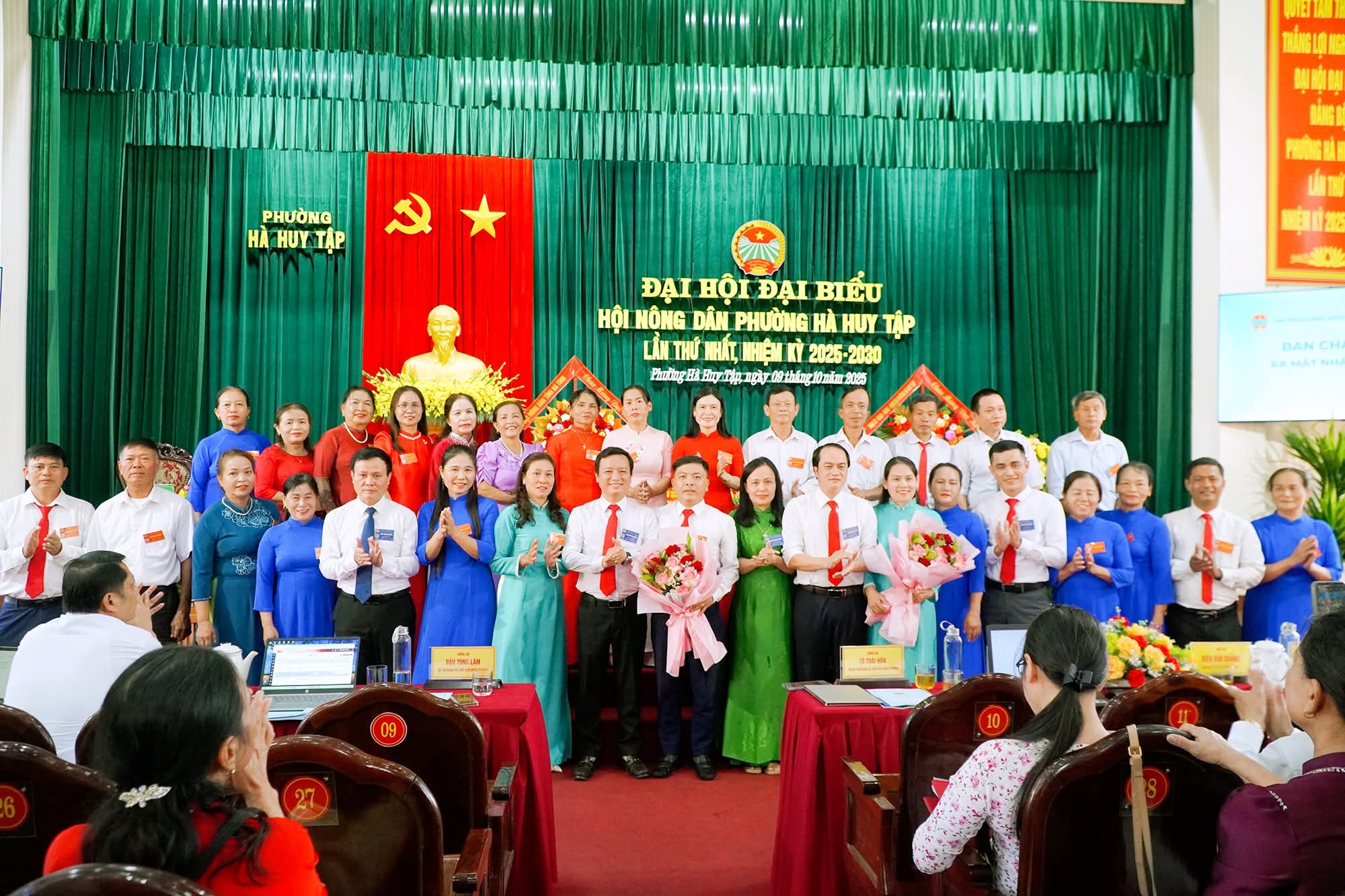 ĐẠI HỘI ĐẠI BIỂU HỘI NÔNG DÂN PHƯỜNG HÀ HUY TẬP LẦN THỨ NHẤT, NHIỆM KỲ 2025 – 2030: XÂY DỰNG TỔ CHỨC HỘI VỮNG MẠNH, GÓP PHẦN ĐƯA PHƯỜNG HÀ HUY TẬP TRỞ THÀNH TRUNG TÂM ĐÔ THỊ PHÁT TRIỂN CỦA HÀ TĨNH