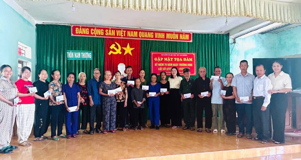 ẤM ÁP BUỔI GẶP MẶT TRI ÂN GIA ĐÌNH CHÍNH SÁCH CỦA TỔ DÂN PHỐ NAM THƯỢNG