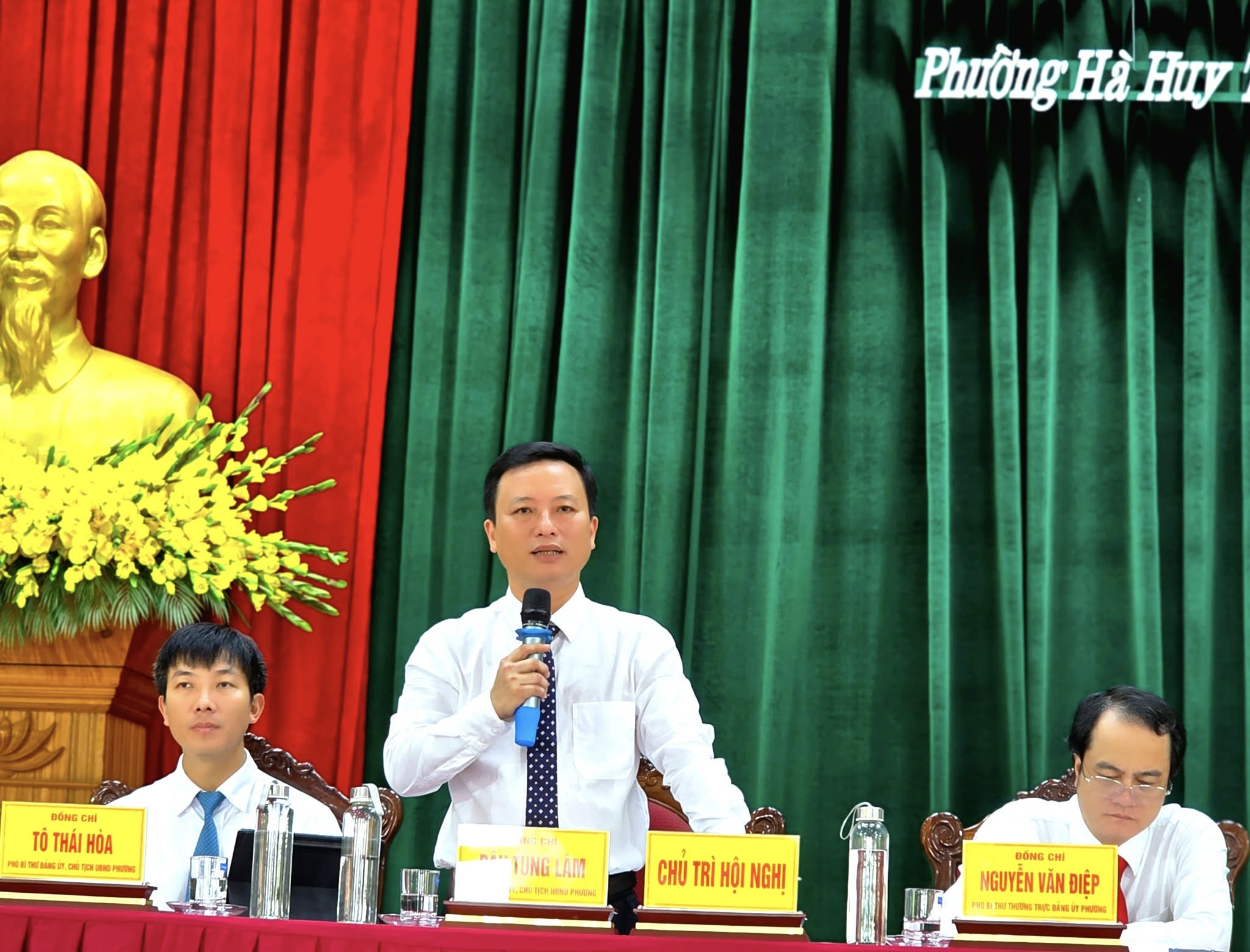 PHƯỜNG HÀ HUY TẬP TỔ CHỨC LỄ CHÀO CỜ ĐẦU THÁNG 8