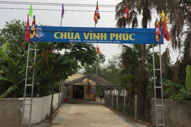 CHUA-VINH-PHUC-THACH-HA-HA-TINH-4-640x426.jpg