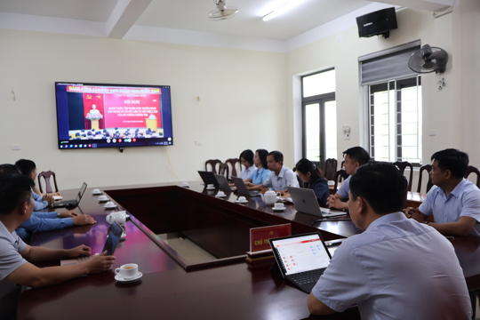Phường Hà Huy tập kết nối trực tuyến tập huấn, quán triệt nhiệm vụ xây dựng cơ ở dữ liệu vị trí việc làm giai đoạn 2027 -2031