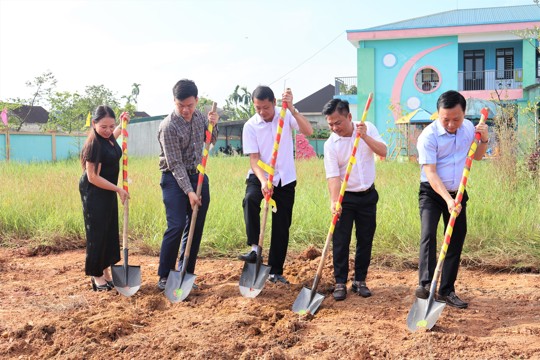 Khởi công xây dựng dự án Nhà hiệu bộ Trường Mầm non Hà Huy Tập (phân hiệu 1) 