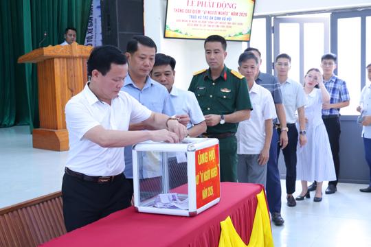 Phường Hà Huy Tập phát động tháng cao điểm “Vì người nghèo”