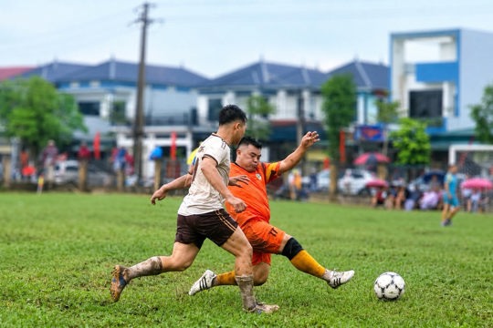 Bảng B, Bảng C khép lại vòng bảng: Những màn ngược dòng và kịch tính đến phút cuối