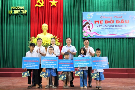 Lan tỏa chương trình "Mẹ đơ đầu" ở Phường Hà Huy Tập 