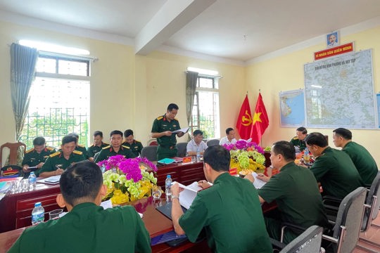 Bộ chỉ huy Quân sự tỉnh kiểm tra toàn diện công tác quân sự - quốc phòng 06 tháng đầu năm tại phường Hà Huy TậpTHÁNG ĐẦU NĂM TẠI PHƯỜNG HÀ HUY TẬP