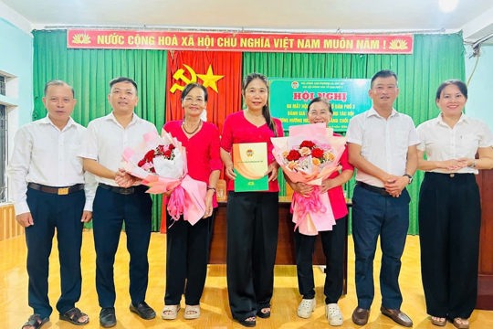 Tổ dân phố 3 ra mắt Chi hội Nông dân, tạo khí thế mới sau sắp xếp 