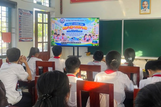 Học sinh trường THCS Nguyễn Hoành Từ truyền cảm hứng làm chủ công nghệ và trí tuệ nhân tạo