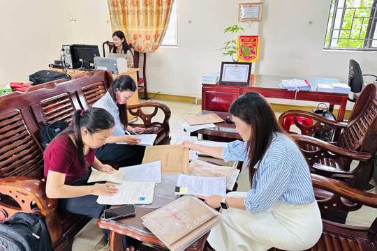Đảng bộ phường Hà Huy Tập triển khai thực hiện số hóa, tạo dữ liệu và Hồ sơ đảng viên điện tử