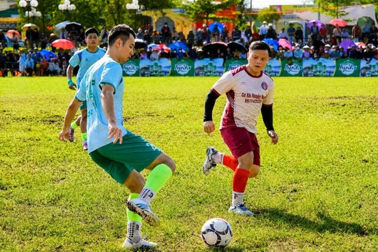 Nghẹt thở chung kết Tổ dân phố 5 – Tổ dân phố 13: Bàn thắng “quý hơn vàng” và người hùng trên chấm 11m