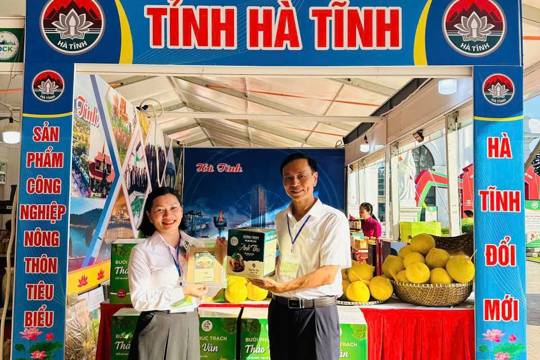 Bánh ram Anh Thu chinh phục thị trường, góp mặt tại "Tuần lễ sản phẩm Hà Tĩnh tại Thủ đô"