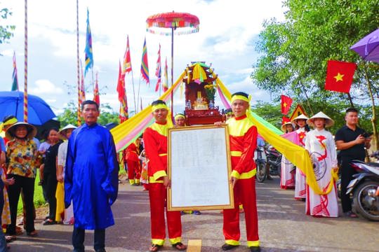 Đền Hương Nao: Nơi hội tụ hồn thiêng lịch sử và văn hóa làng Việt