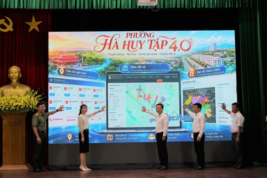 Phường Hà Huy Tập long trọng tổ chức Lễ ra mắt "nền tảng tiện ích số phường Hà Huy Tập"