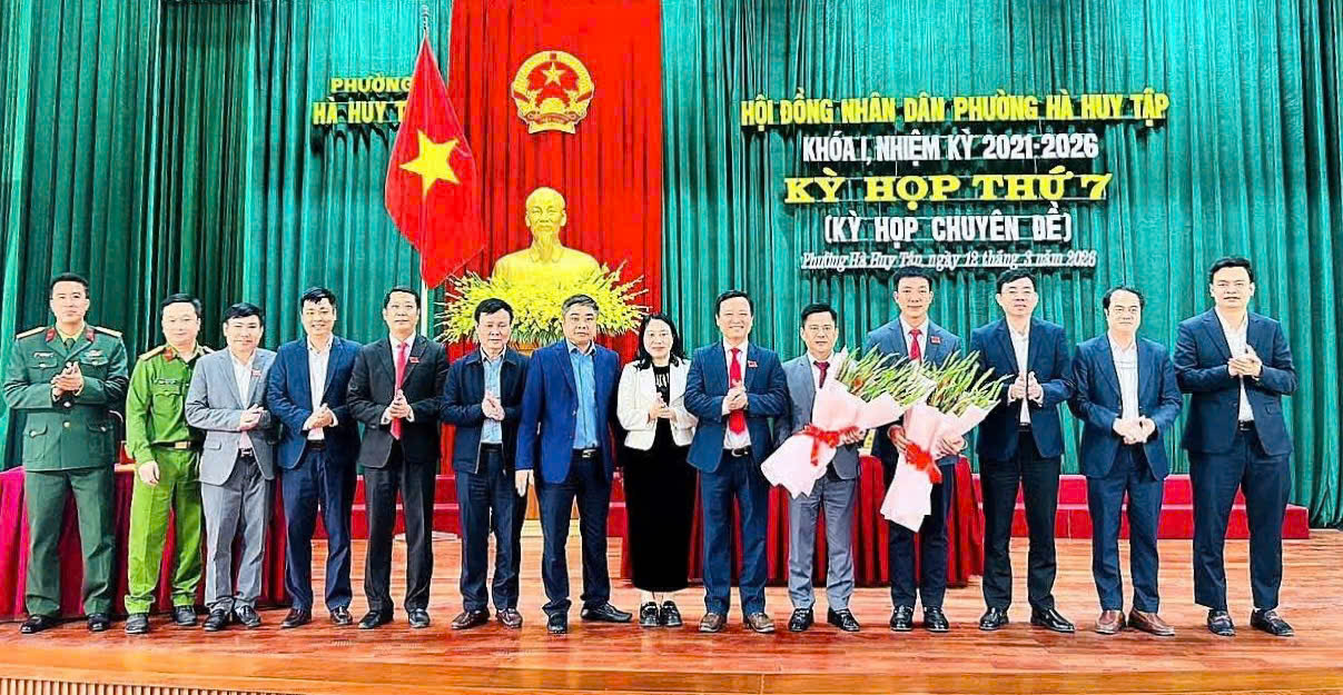 ĐỒNG CHÍ DƯƠNG THÀNH TRUNG ĐƯỢC BẦU GIỮ CHỨC CHỦ TỊCH UBND PHƯỜNG HÀ HUY TẬP