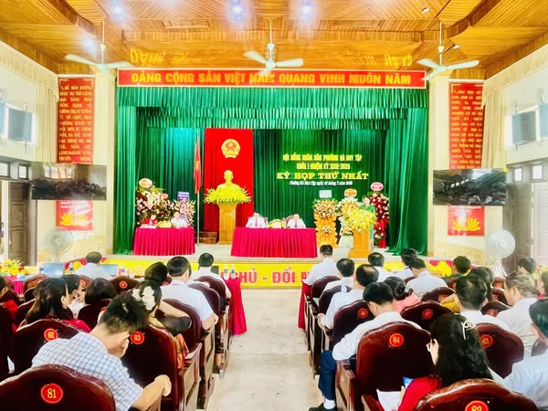 KỲ HỌP THỨ NHẤT, HỘI ĐỒNG NHÂN DÂN PHƯỜNG HÀ HUY TẬP KHÓA I, NHIỆM KỲ 2021-2026